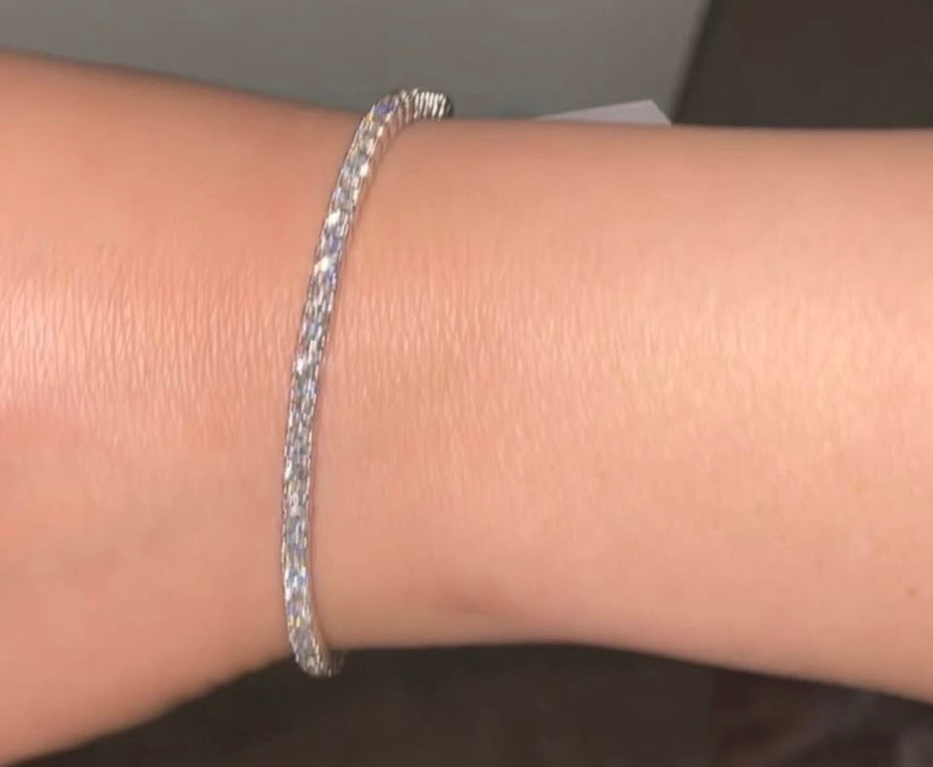 Tennis bracelet